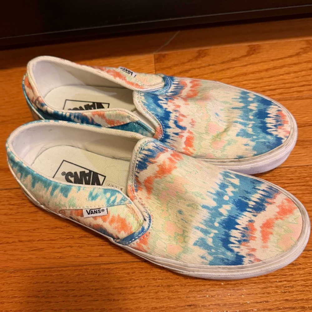 Vans Women’s Multicolor Tie-Dye Slip-On Sneakers